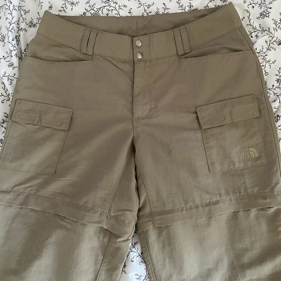 The North Face Convertible Pants - Picture 3 of 11